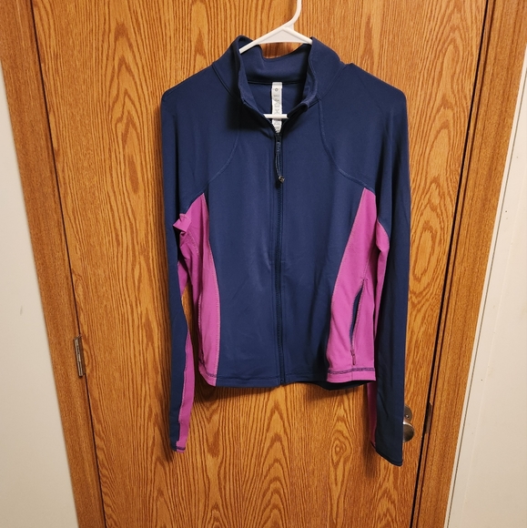 lululemon athletica Jackets & Blazers - Lululemon long sleeve zip up jacket sz 12 women's NWOT